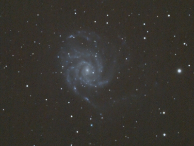 M101 4h25m0s 53x5m darks 32bit DBE crop  May 20, 2012 - crop of the previous